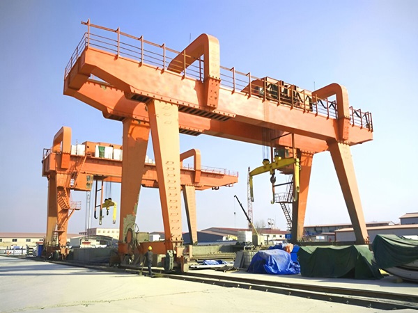 福建泉州龙门吊的起升机构是如何实现重